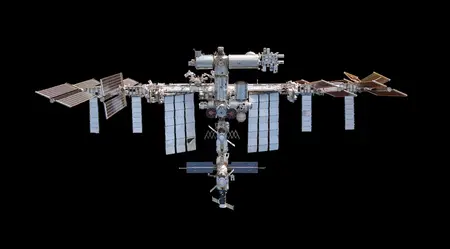 Роскосмос и НАСА договариваются о сведении МКС с орбиты после 2030 года