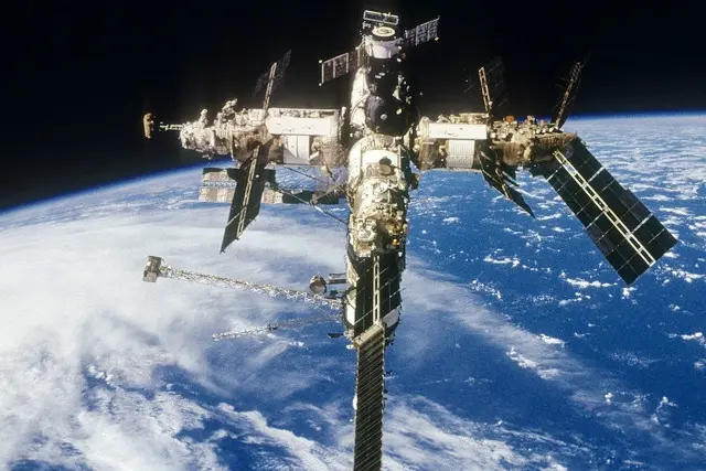 История нейронных сетей: от модели нейрона к глубокому обучению